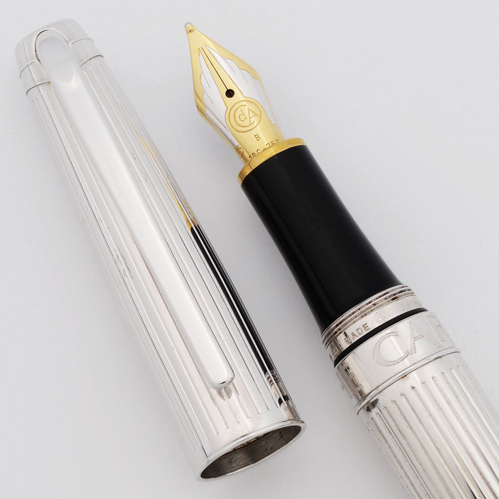 Caran D'Ache Leman Ribbed Fountain Pen - 18k Broad (Excellent +
